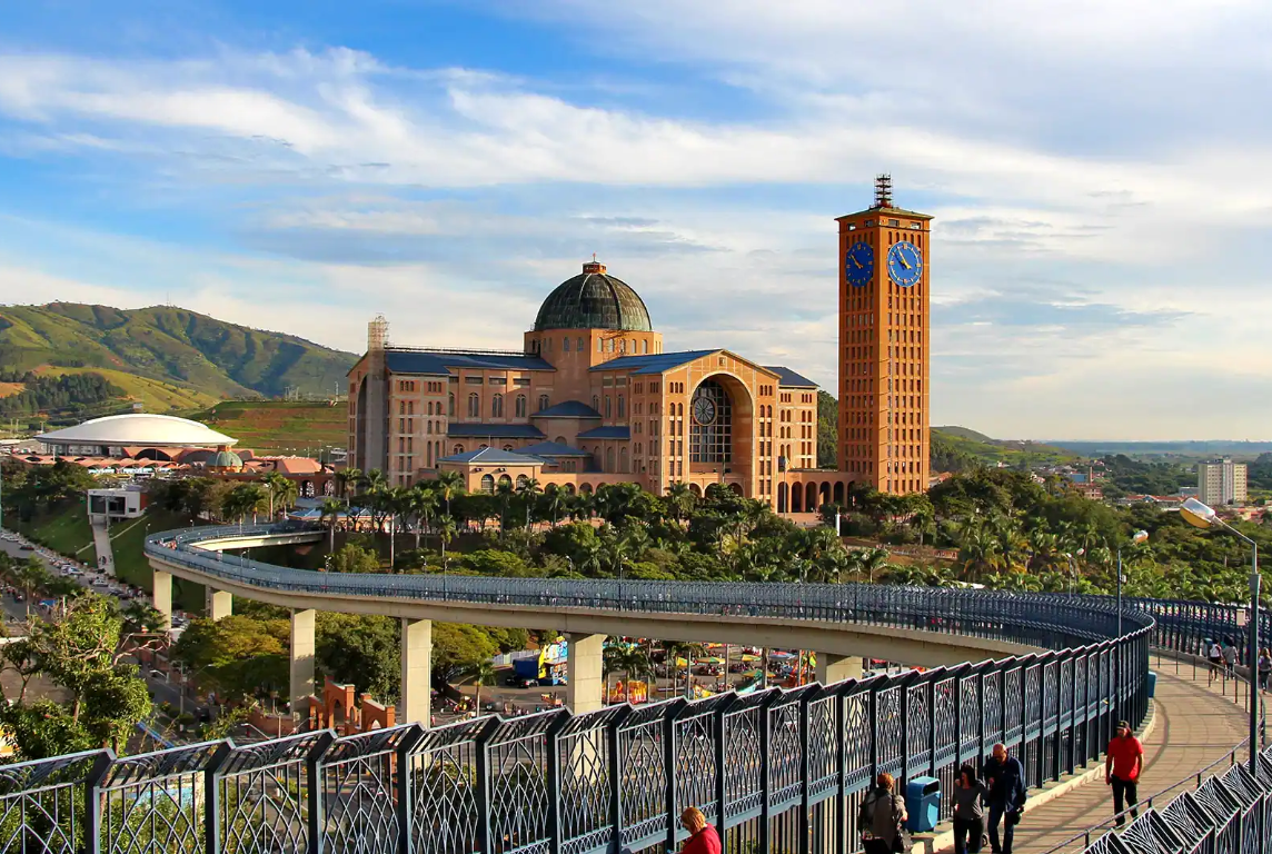 Excursão: Rio de Janeiro / Aparecida / Campos do Jordão / São Paulo (Compras)
